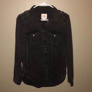 American Eagle Boyfriend Fit Long Sleeve Button Up